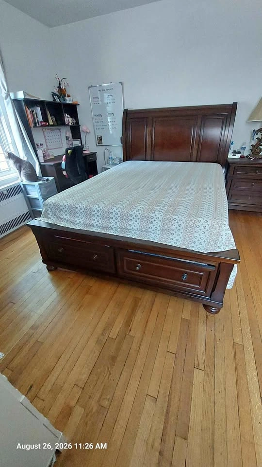 Queen Dark Wood Sleigh Bed with Storage Drawers