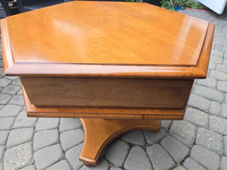 Vintage Canadian Oak Hexagonal Accent Table - Heirloom of Canada - photo 4