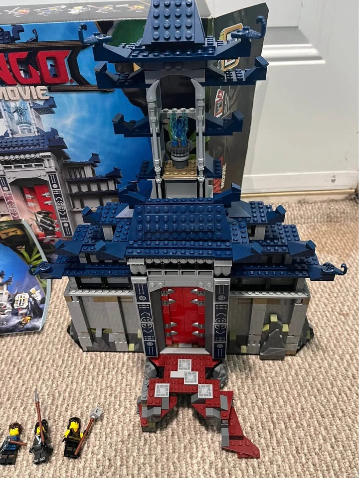 Lego Ninjago set 70617 - photo 3