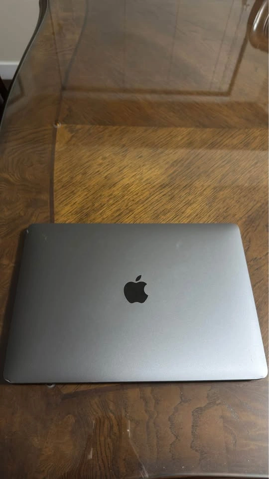MacBook Air 13 inch (2020) - photo 2