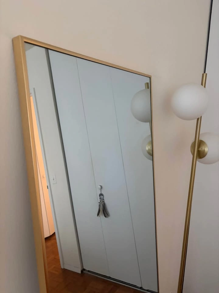 Golden full body size mirror - photo 5