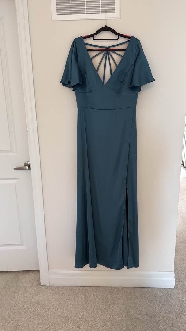 Azazie Teal/Blue Formal Dress – Size A14 – Excellent Condition