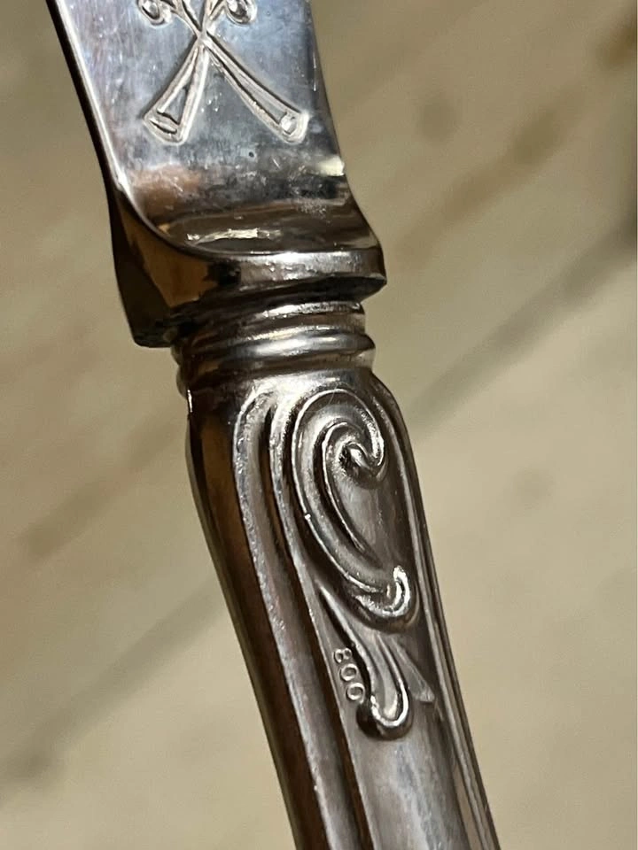 Vintage Pure 800 Silver Ornate Serving Knife – Floral Design - photo 3