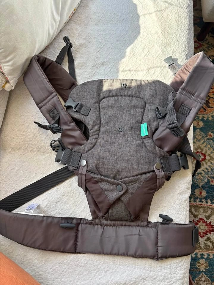 Infantino 4-in-1 Baby carrier
