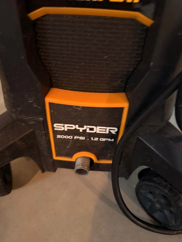 Powerplay Spyder 2000 PSI 1.2 GPM Electric Pressure Washer - photo 2