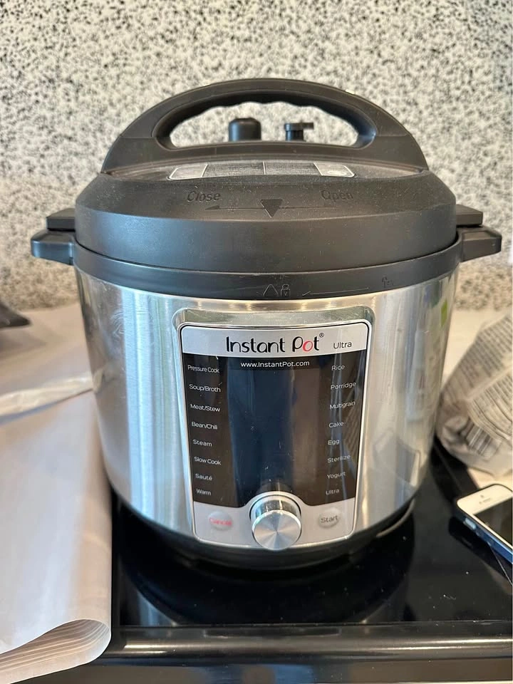 Instant Pot Ultra 6Qt.