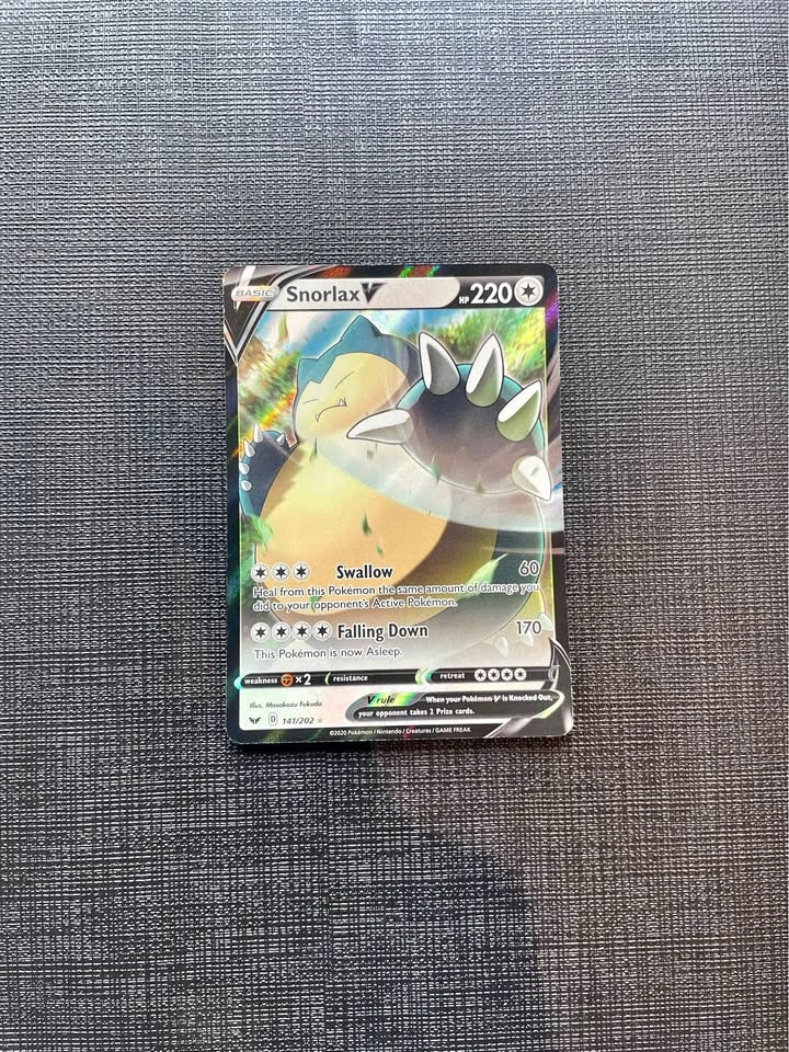 Snorlax V 141/202