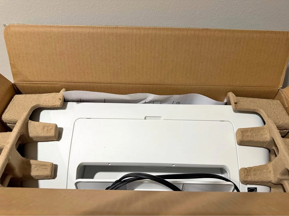 HP DeskJet 2700 Printer with New Ink and Paper