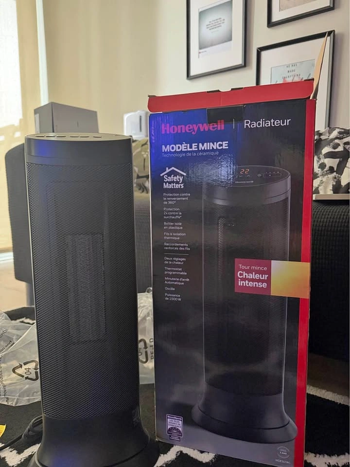 Honeywell HCE317BC Slim Ceramic Tower Heater