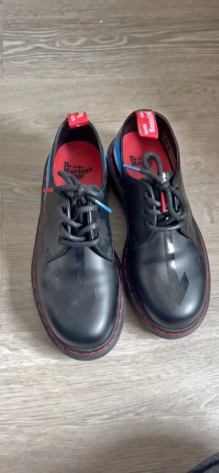 The Who Dr. Martens 1461 Shoes - size 5M