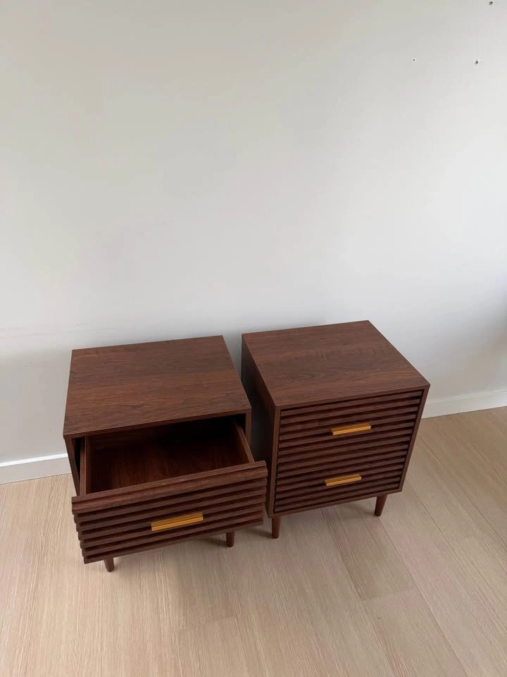 Pair of wooden like night stands - photo 3