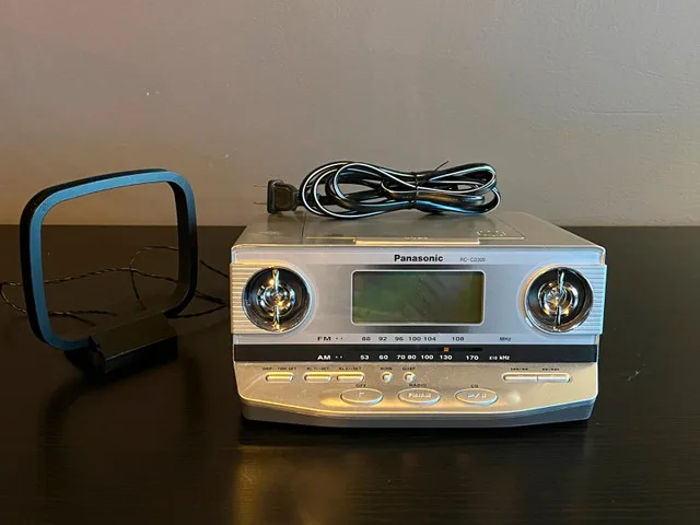 Panasonic RC-CD300 CD Player/ Clock Radio for Sale image indicator(3)