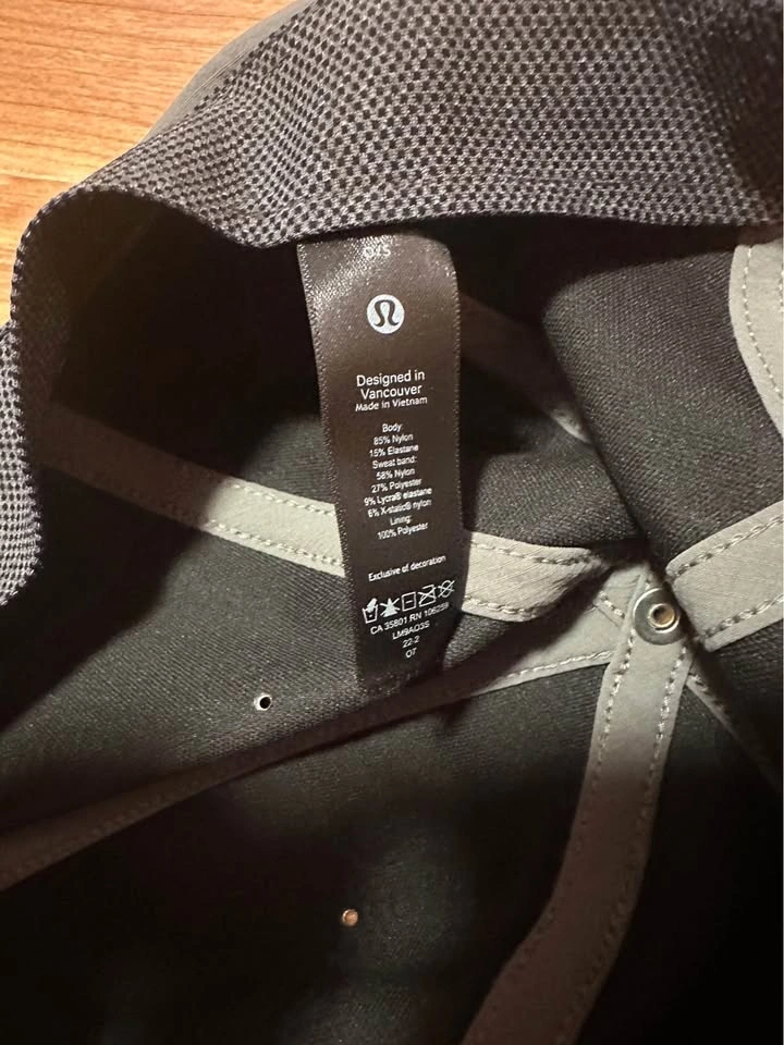 Lululemon Olive Green Cap - photo 3