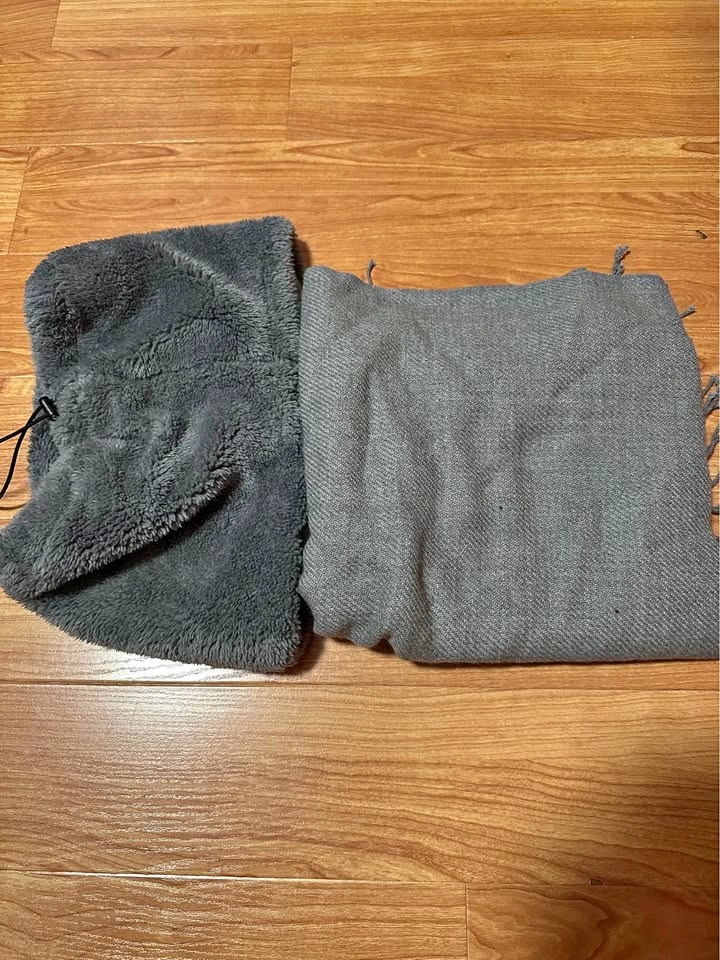 Uniqlo Fleece Neck Warmer and Wool Blend Scarf