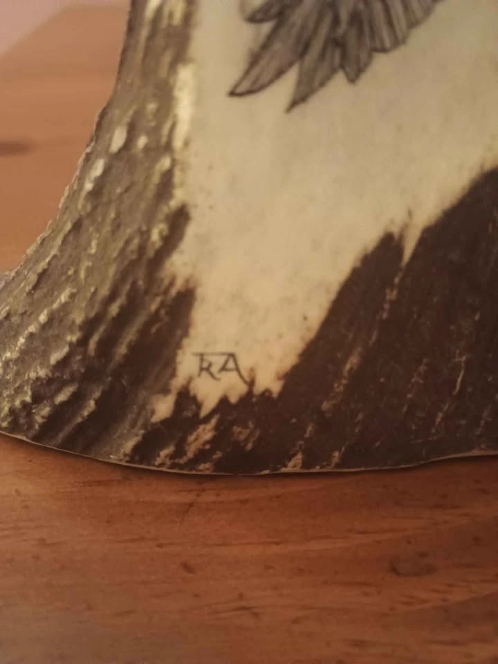 Eagle Scrimshaw on Moose Antler Signed RA? FRA? TRA? - photo 4