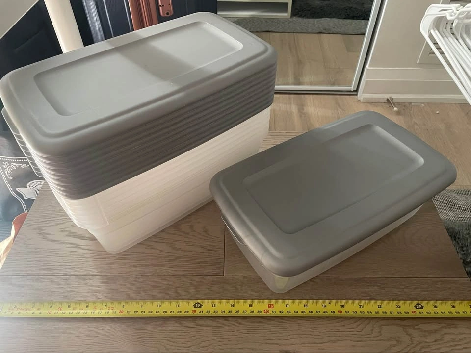 Large Plastic Containers * PRICE NEGOTIABLE * - photo 3