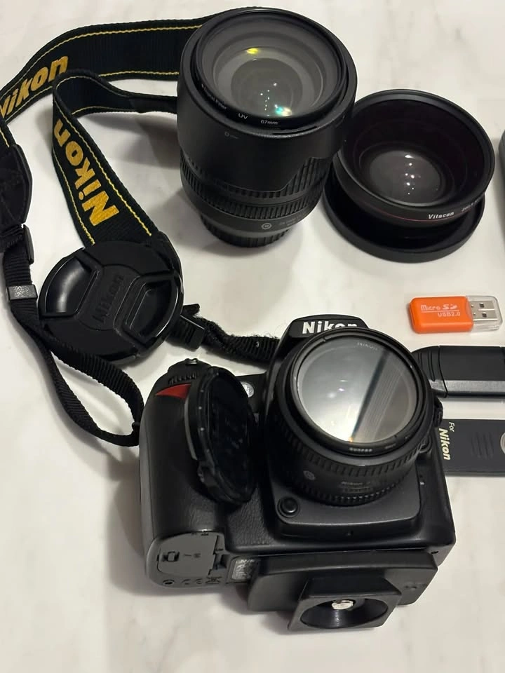 Nikon - D90 Digital Camera *BARELY USED* - photo 4