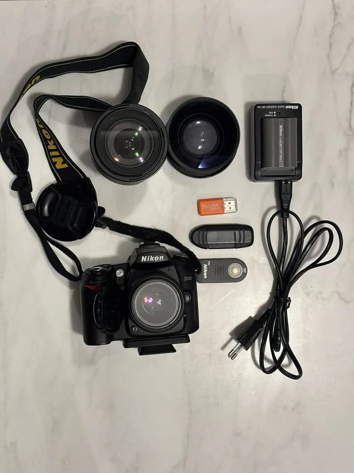 Nikon - D90 Digital Camera *BARELY USED* - photo 5
