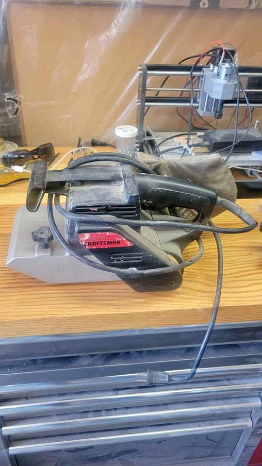 Belt sander