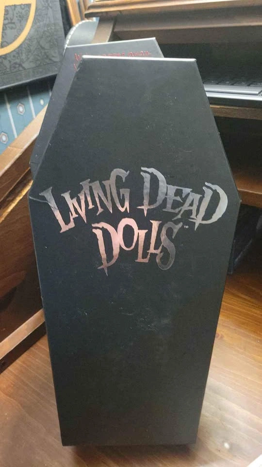 Living dead doll - photo 3
