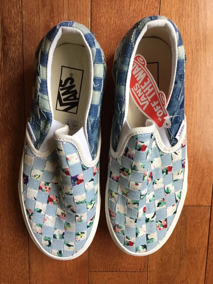 vans blue floral woven slip ons - photo 2