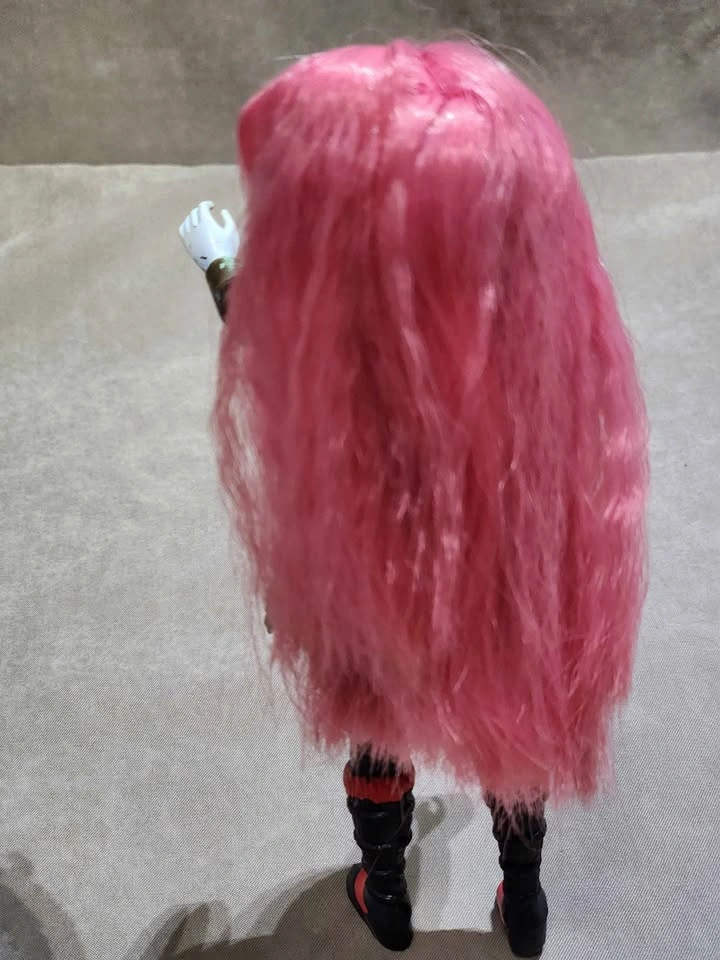 Vintage 1984 Galoob Golden Girl "Dragon Queen" Action Figure - photo 5