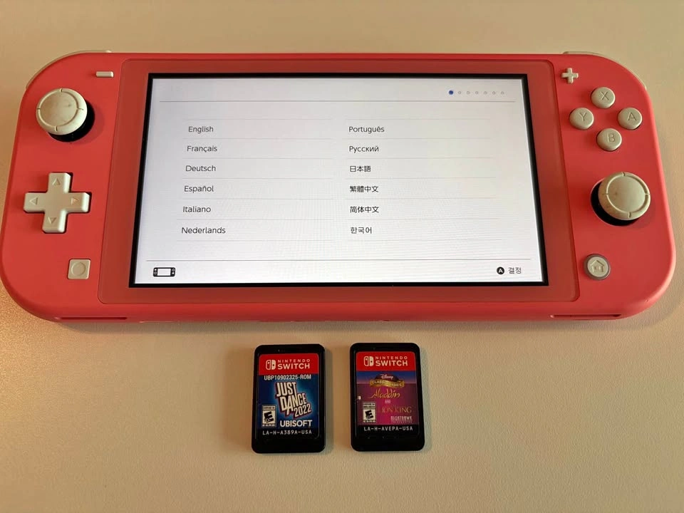 Nintendo Switch Lite - Coral