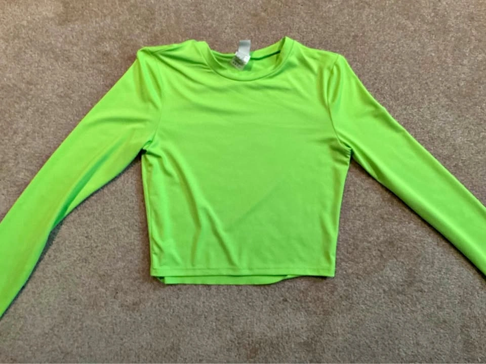 Simmons neon green cropped longsleeve - size small