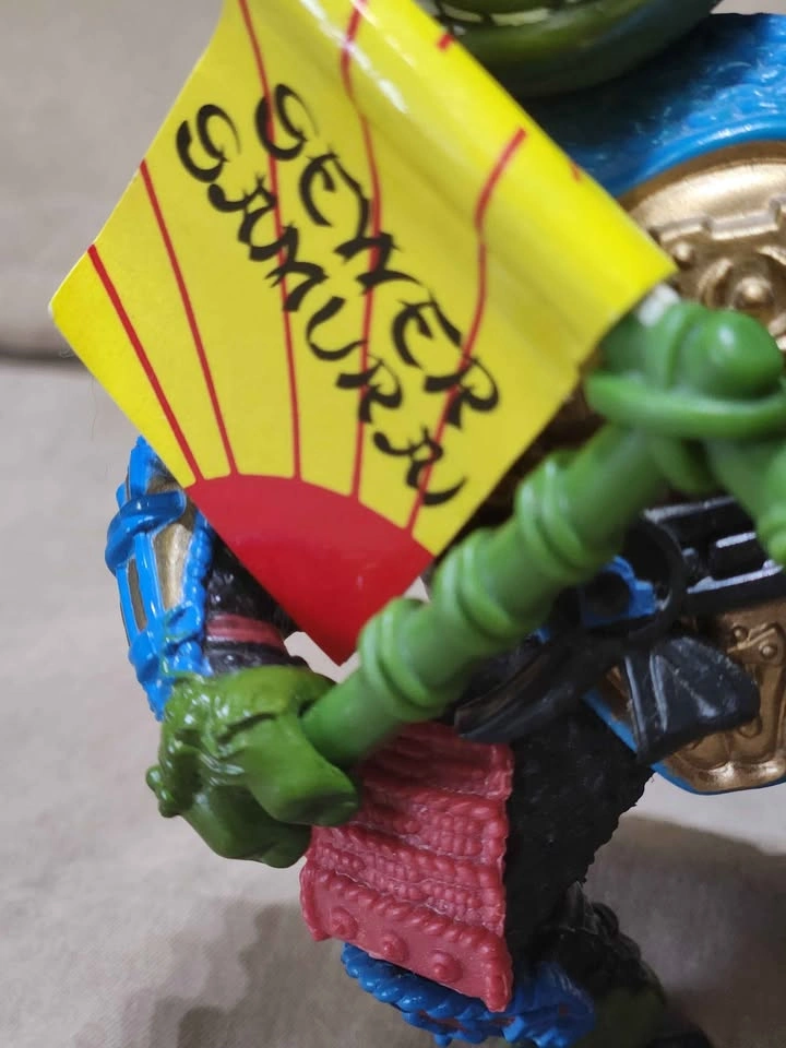 Vintage 1990 TMNT Sewer Samurai Leo Action Figure – with Banner - photo 5