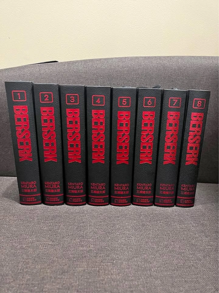 Berserk Deluxe Hardcover Manga 1-8