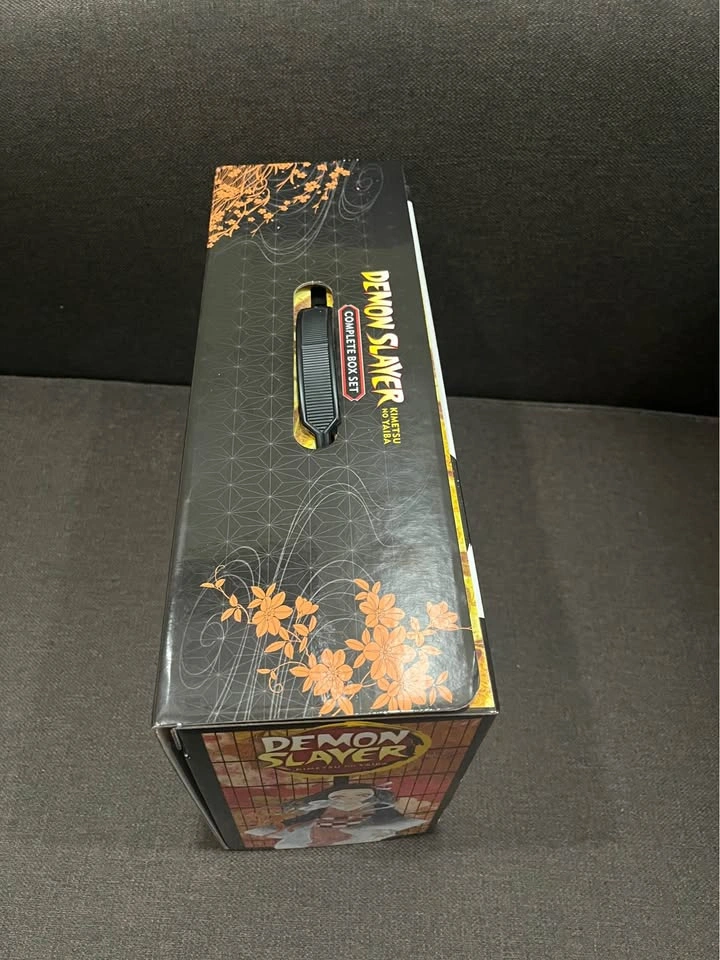 Demon Slayer Manga Box Set 1-23 Complete - photo 5