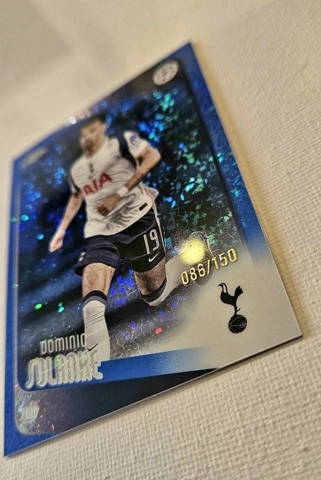 Topps Chrome Dominic Solanke Tottenham Hotspur Blue Shimmer