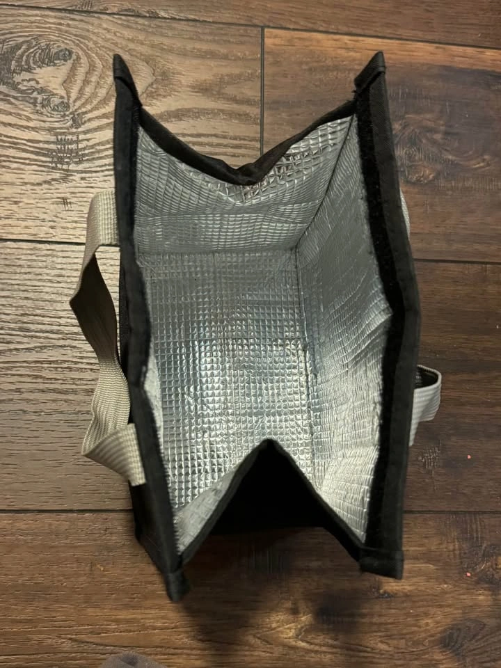 Black insulated lunchbag, waterproof - photo 2