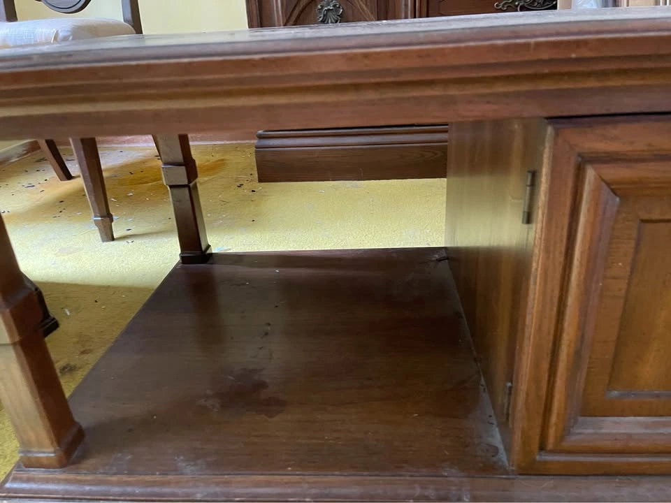 Coffee table with storage wooden 4 feet long needs TLC - photo 5