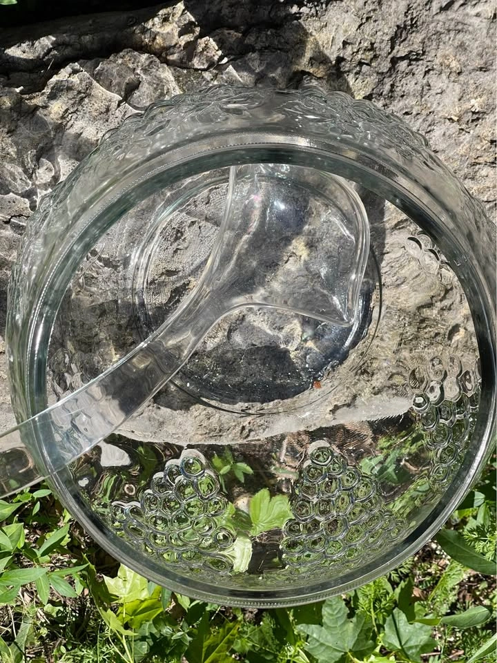 Punch bowl and 12 cups and bowl - photo 2