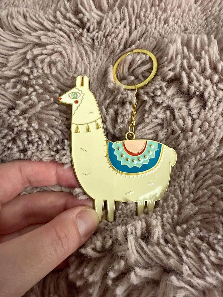 Cute DOIY Llama Keychain 🦙✨