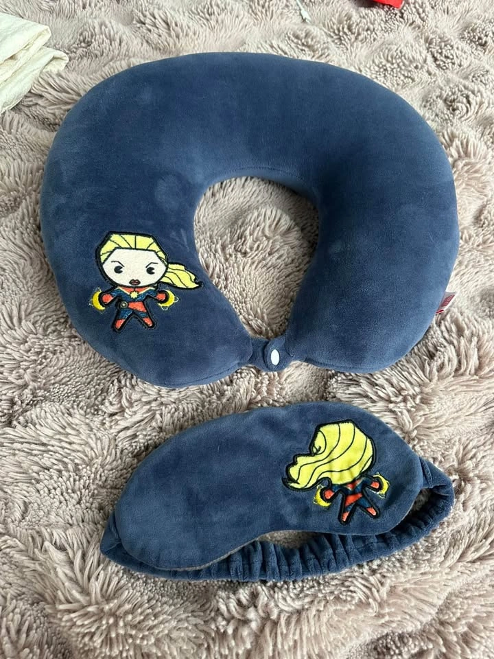 Superhero Travel Neck Pillow & Sleep Mask Set - photo 2