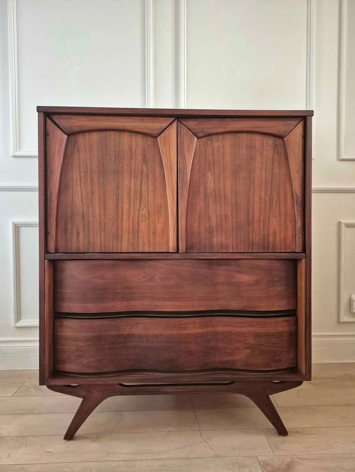 Sculptural Mid-Century Modern Walnut Highboy - photo 2