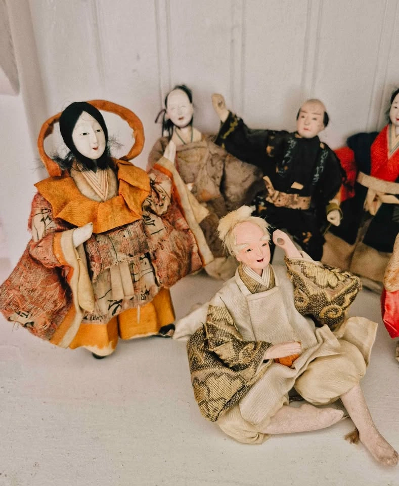 Rare Antique Japanese Dolls Set of 8 Ningyo - c.1900 Meiji - photo 2