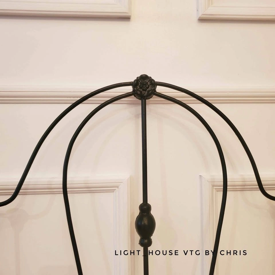 Antique Victorian Cast Iron Bed Frame — Refinished Matte Black - photo 3