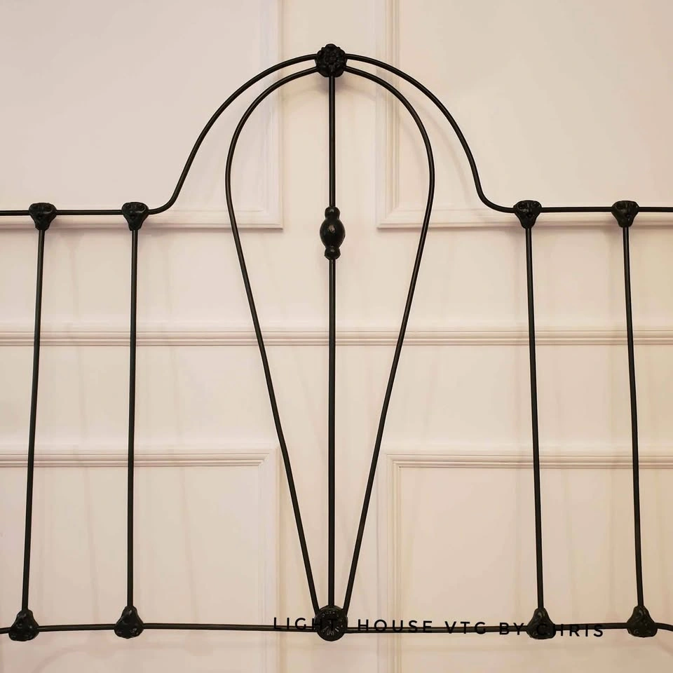 Antique Victorian Cast Iron Bed Frame — Refinished Matte Black - photo 4