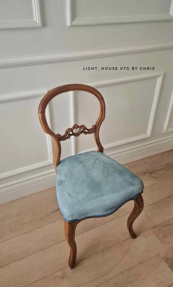 Victorian Balloon-Back Side Chair (c. 1880–1900) - photo 4
