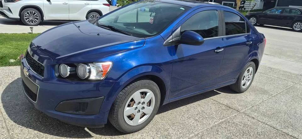 2014 Chevrolet Sonic - photo 2
