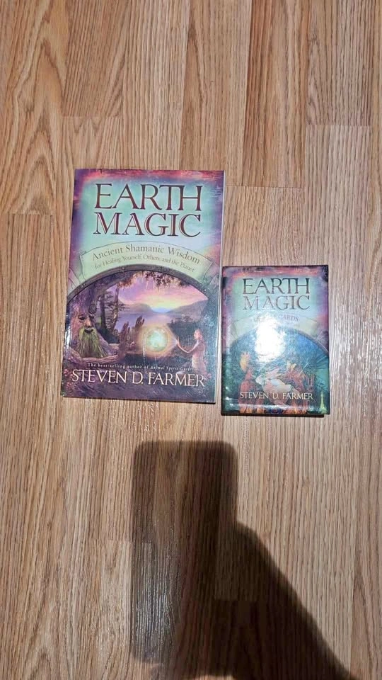 Earth magic book and Oracle cards