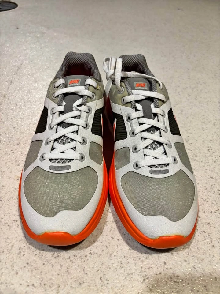 Nike Lunaracer+ 2 women's running shoes size 9