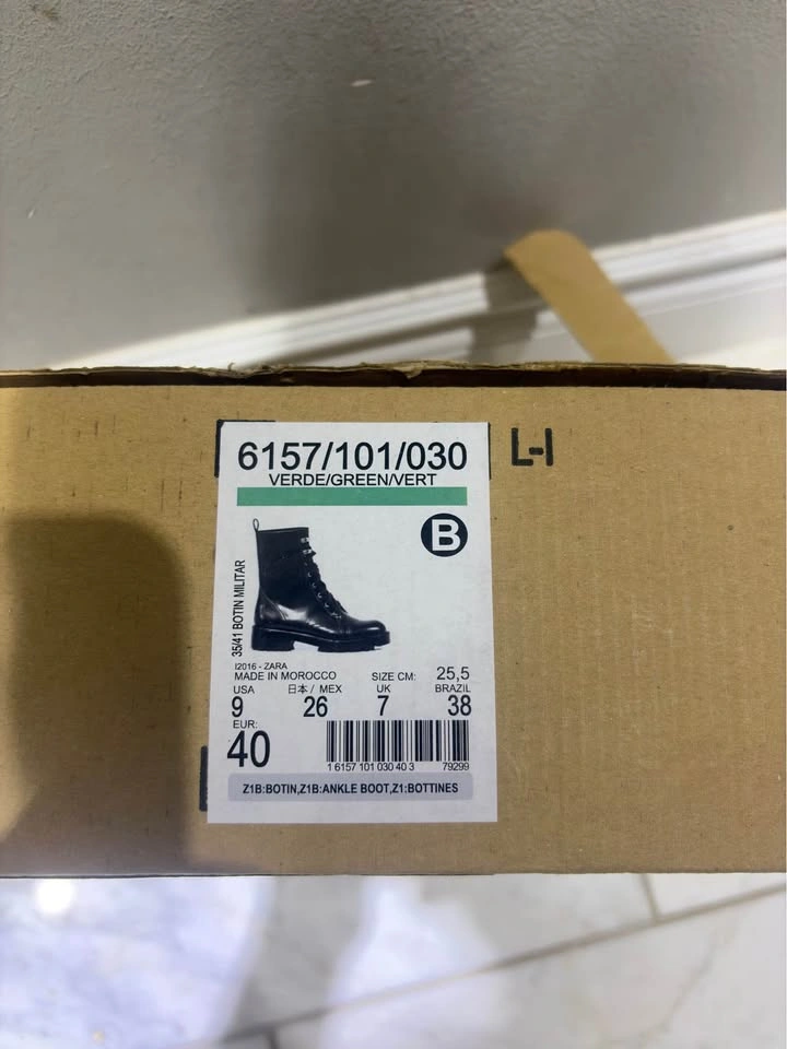 Zara Black Leather Military Lace Up Combat Ankle Boots Size 9 - photo 2