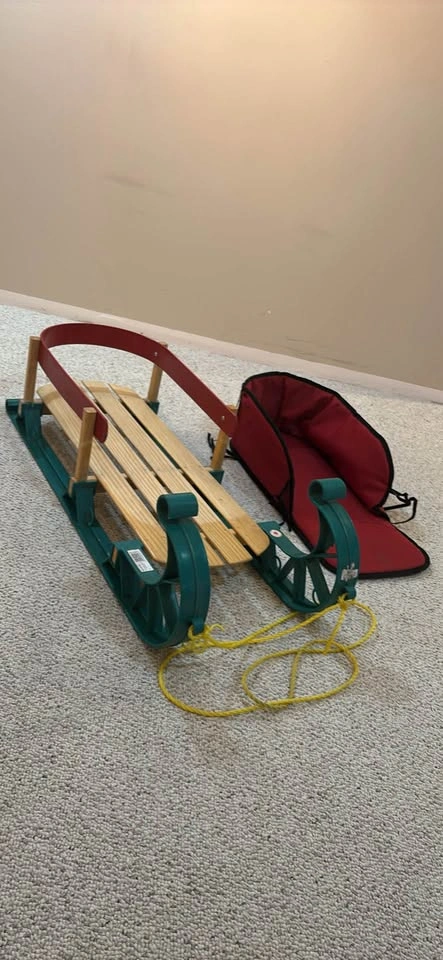 Green sled with red padded seat - photo 4