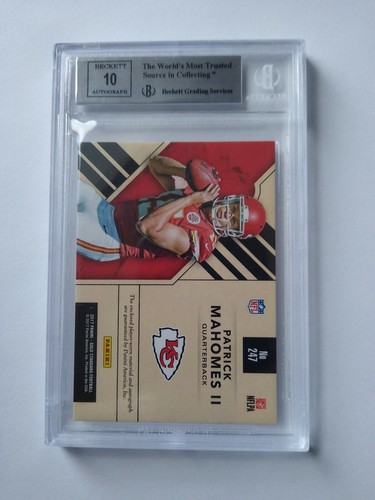 2017 Panini Gold Standard Patrick Mahomes Rookie Jersey Auto - photo 2