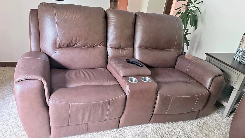 Power Reclining Leather Sofa & Loveseat Set – Tepperman’s