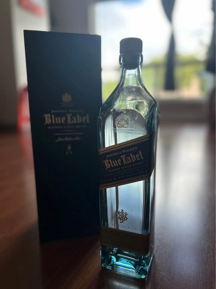 Johnnie Walker Blue Label Empty Bottle and Box - photo 5